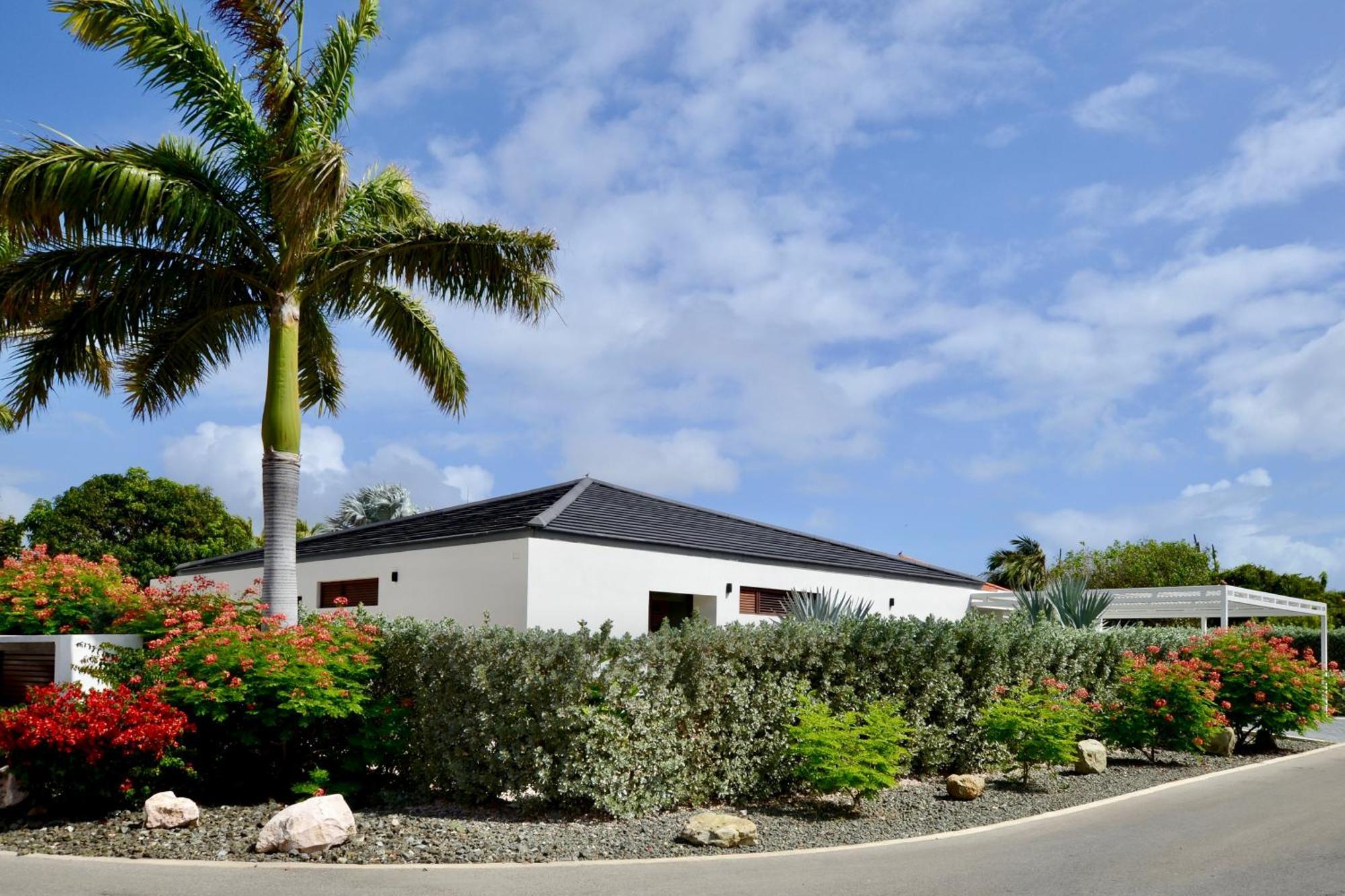 Villapark Flamboyan - Villa Alaia Willemstad Exterior photo